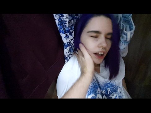 ❤️ Atopo a miña irmá no armario e axudouna a correrse Porno anal en % gl.pornobot.ru % ﹏